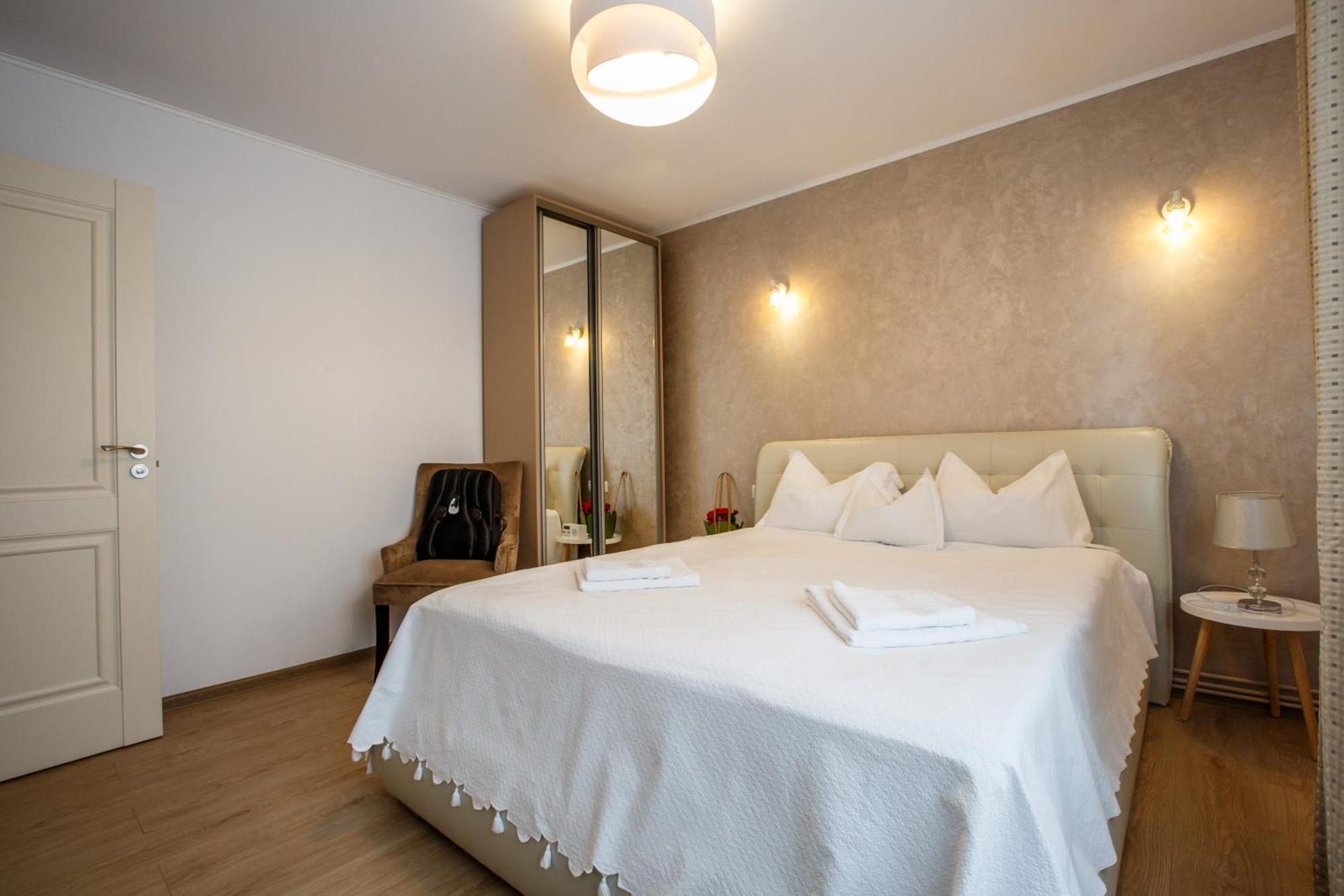 Perfect Apartment Central Брашов Екстериор снимка