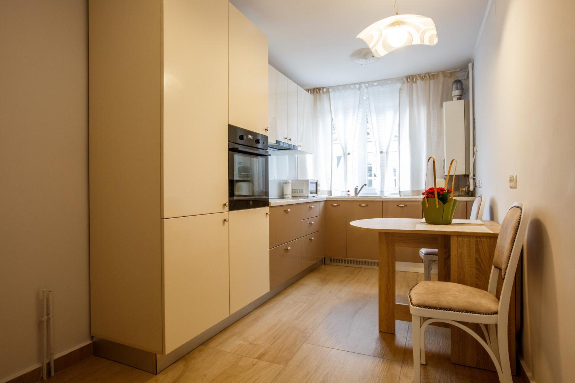 Perfect Apartment Central Брашов Екстериор снимка